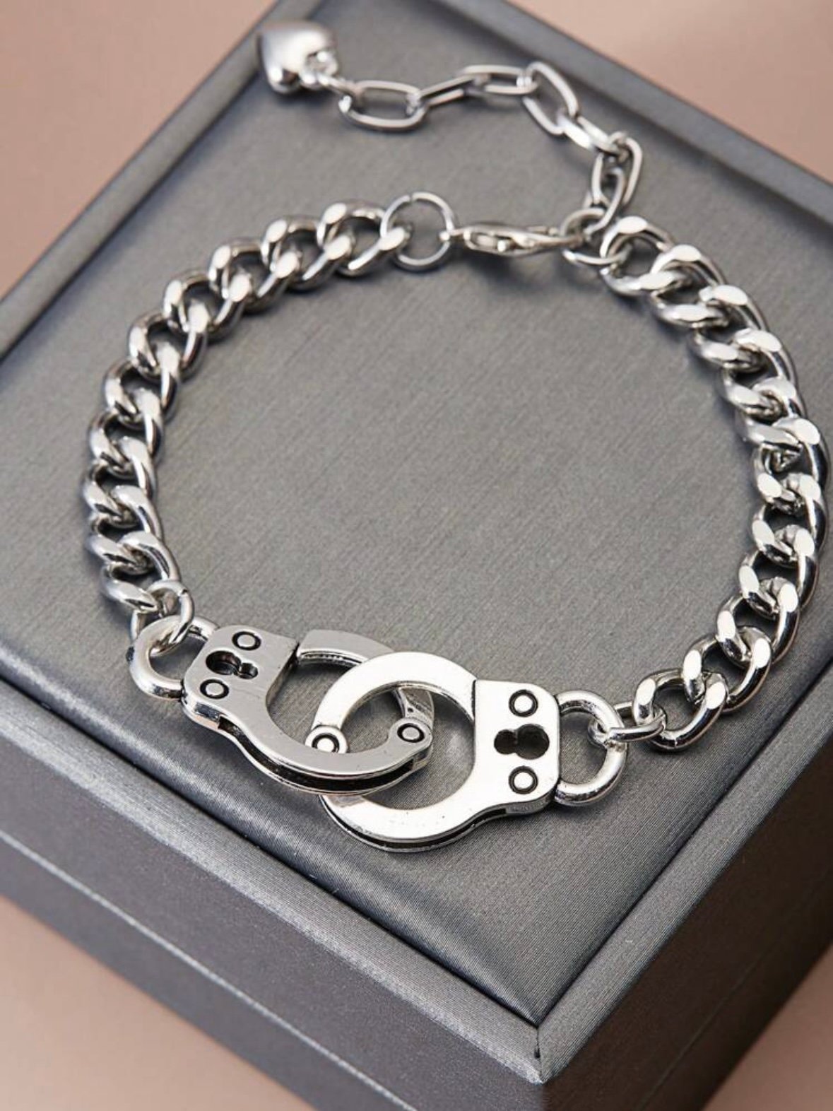 Police Officer Handcuff Bracelet For Cop Costume (4.87)