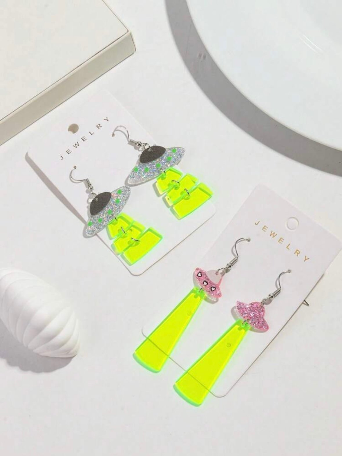 Florescent Transparent Alien UFO Costume Earrings (4.96) - Image 6