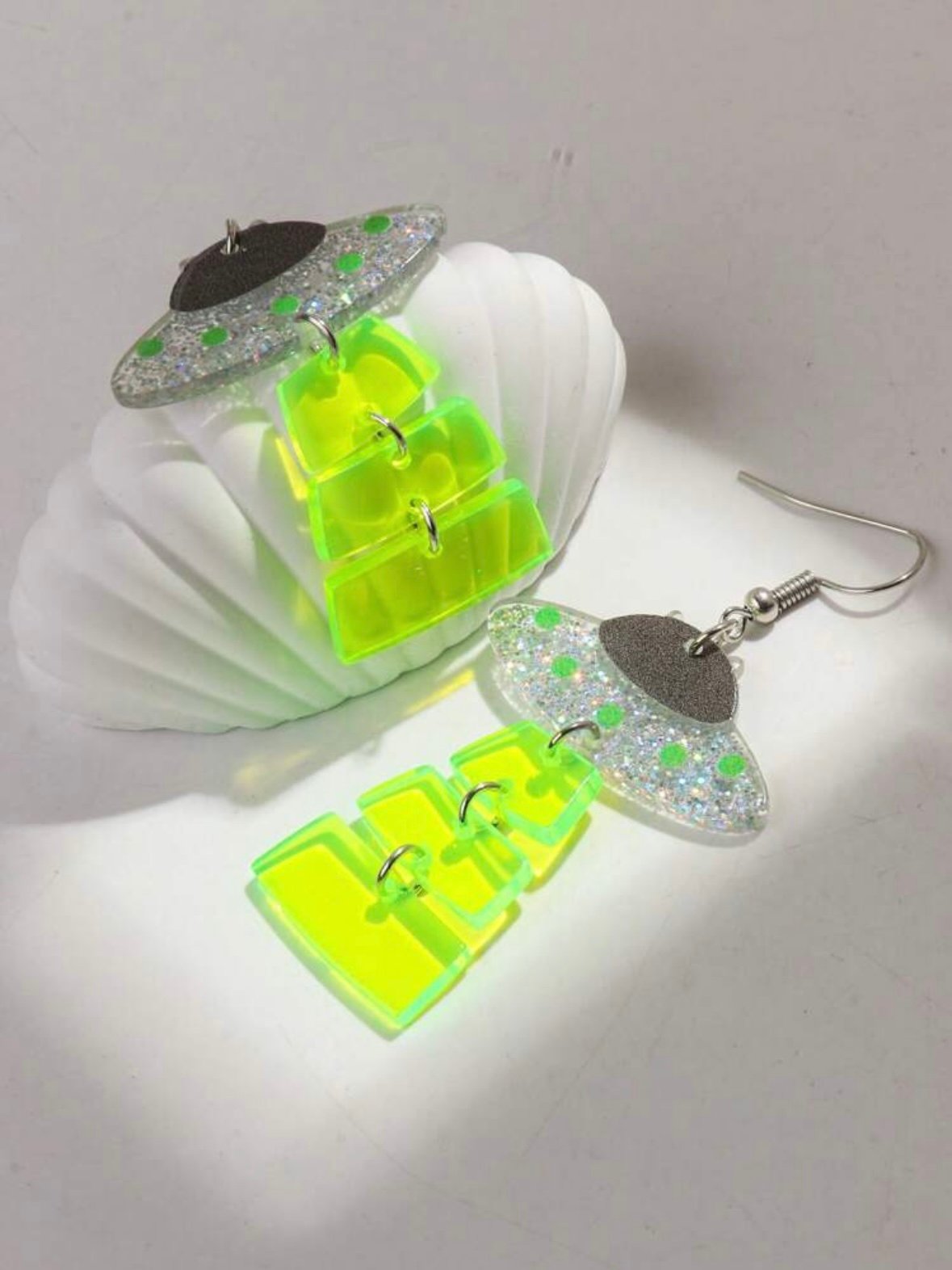 Florescent Transparent Alien UFO Costume Earrings (4.96) - Image 5