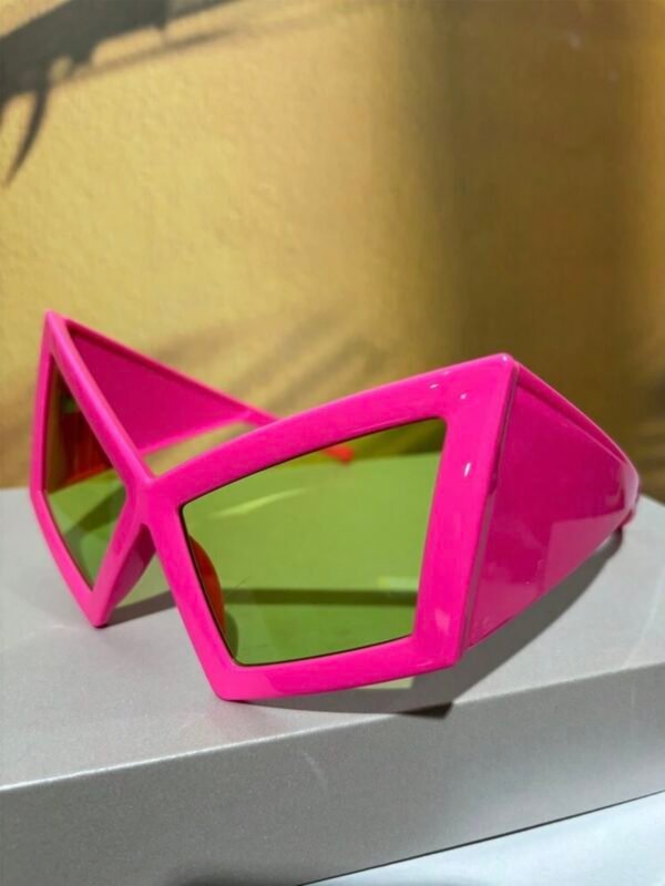Oversized Cat Eye Framed Sun Glasses Beach Accessories (4.91) - Image 8