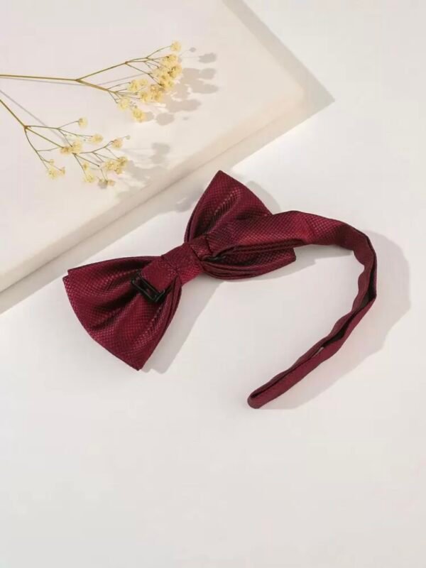 Men's Versatile Bow Tie Accessory (4.96) - Image 4