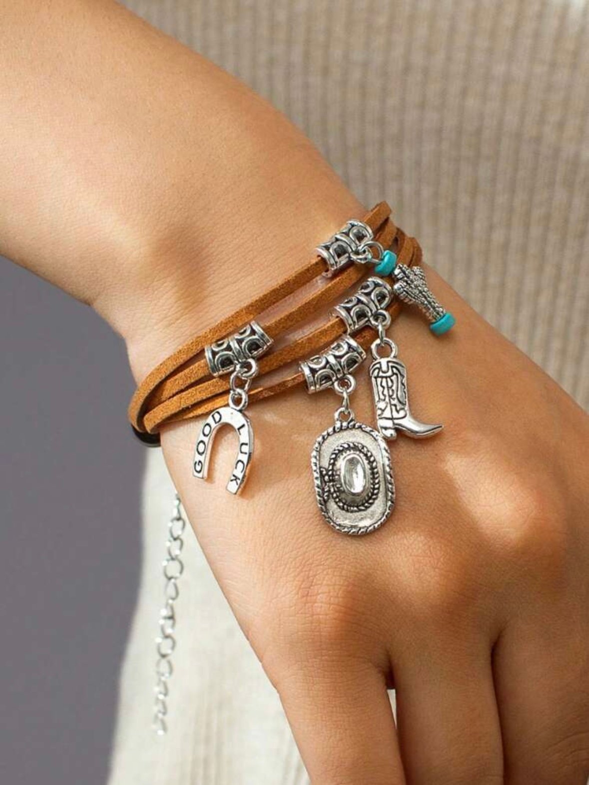 Turquoise Western Cowboy Boot Hat Horseshoe Bracelet (4.94)