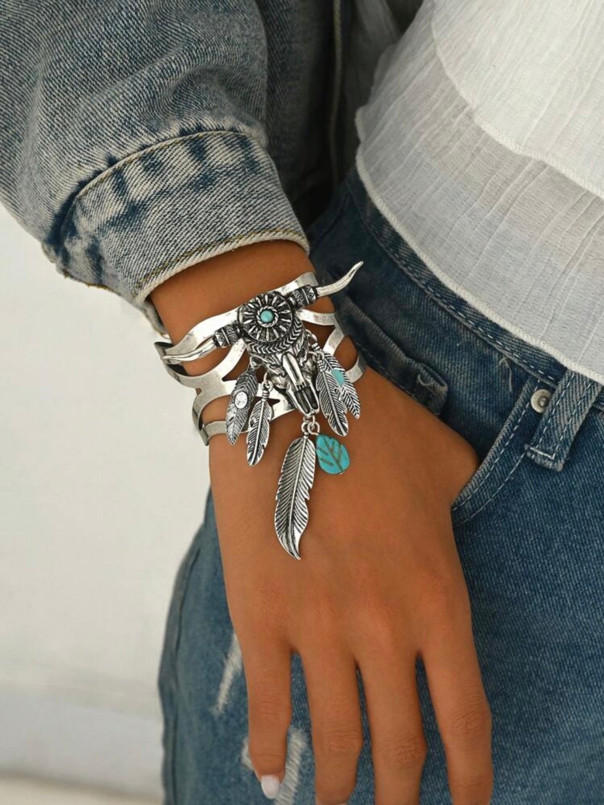 Bull Head Turquoise Western Bracelet For Women (4.94)