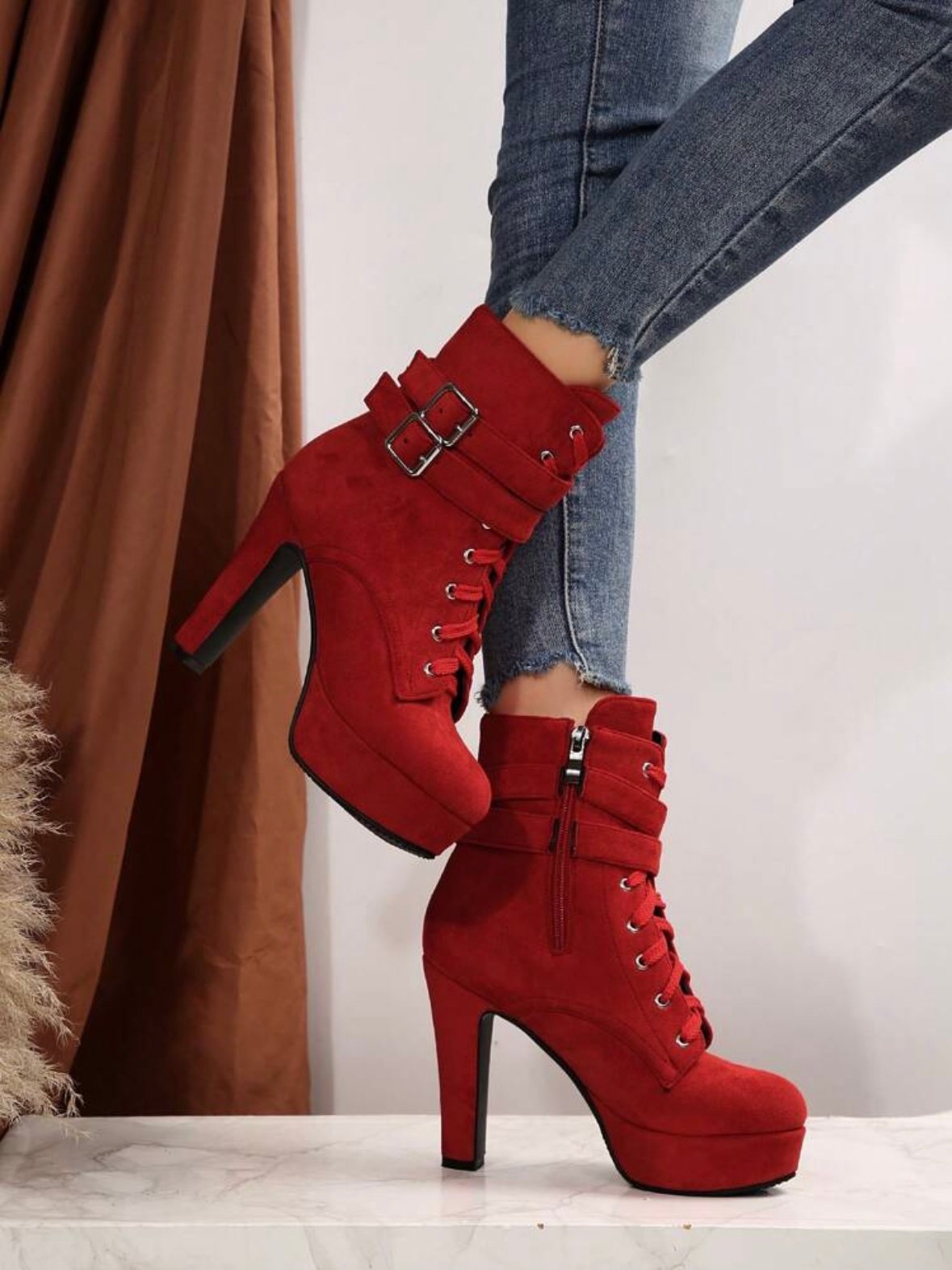 Women's Suede Heel High Heel Boots (4.91)