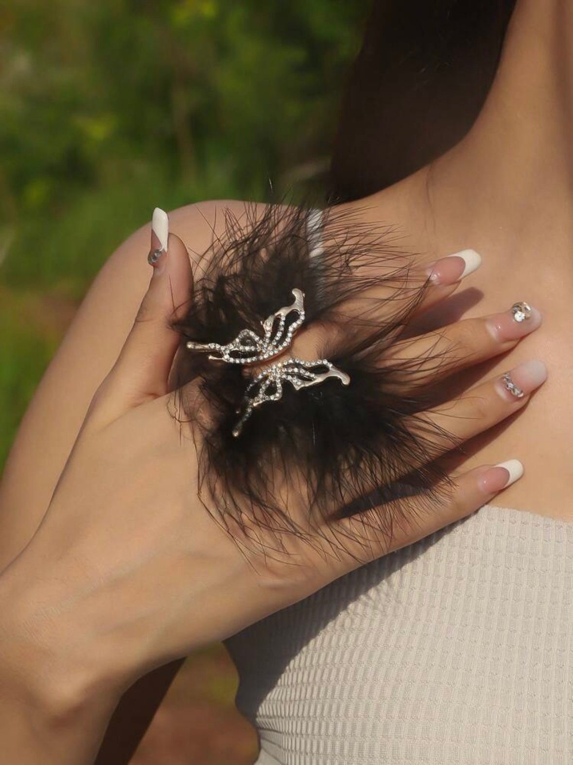 Angel Wings Butterfly Crystal & Feather Ring (4.94) - Image 6