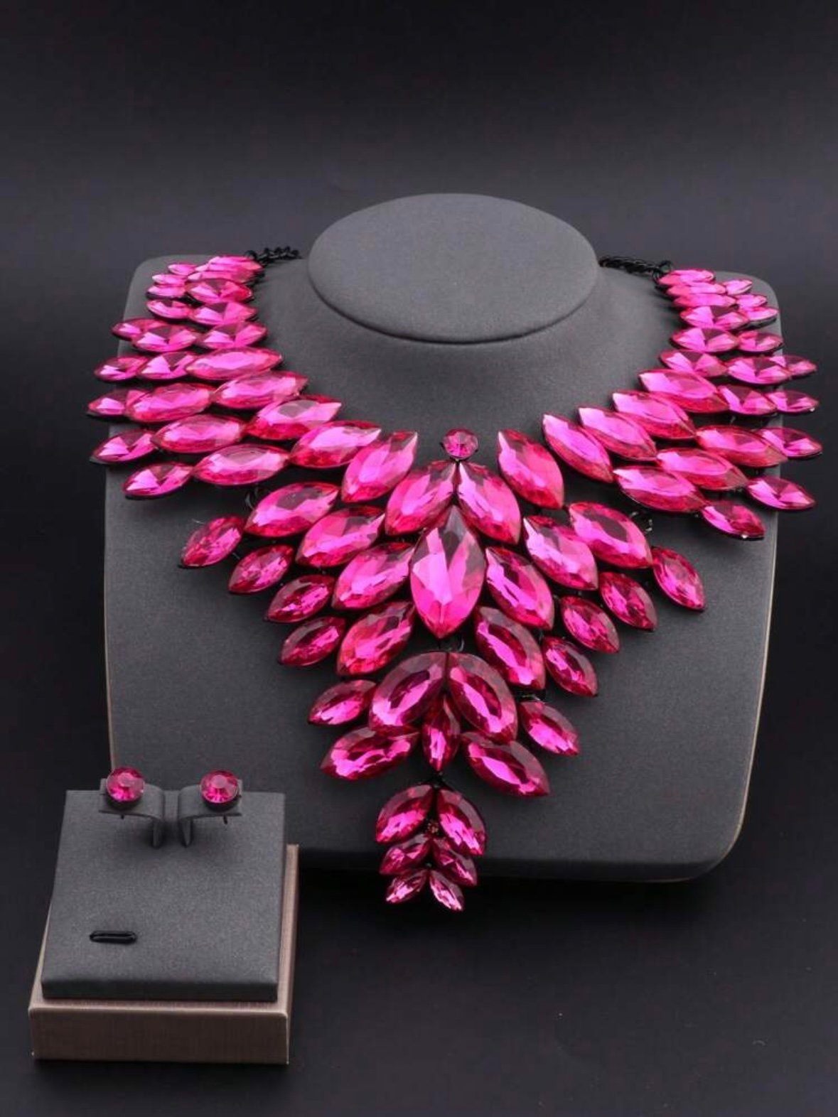 Rhinestone Bold Crystal Necklace & Earring Set (5.0)