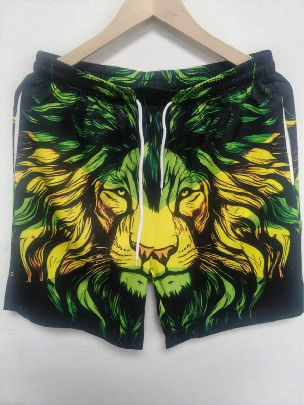 Men's Vacation Style Lion Beach Shorts (4.83) - Image 5