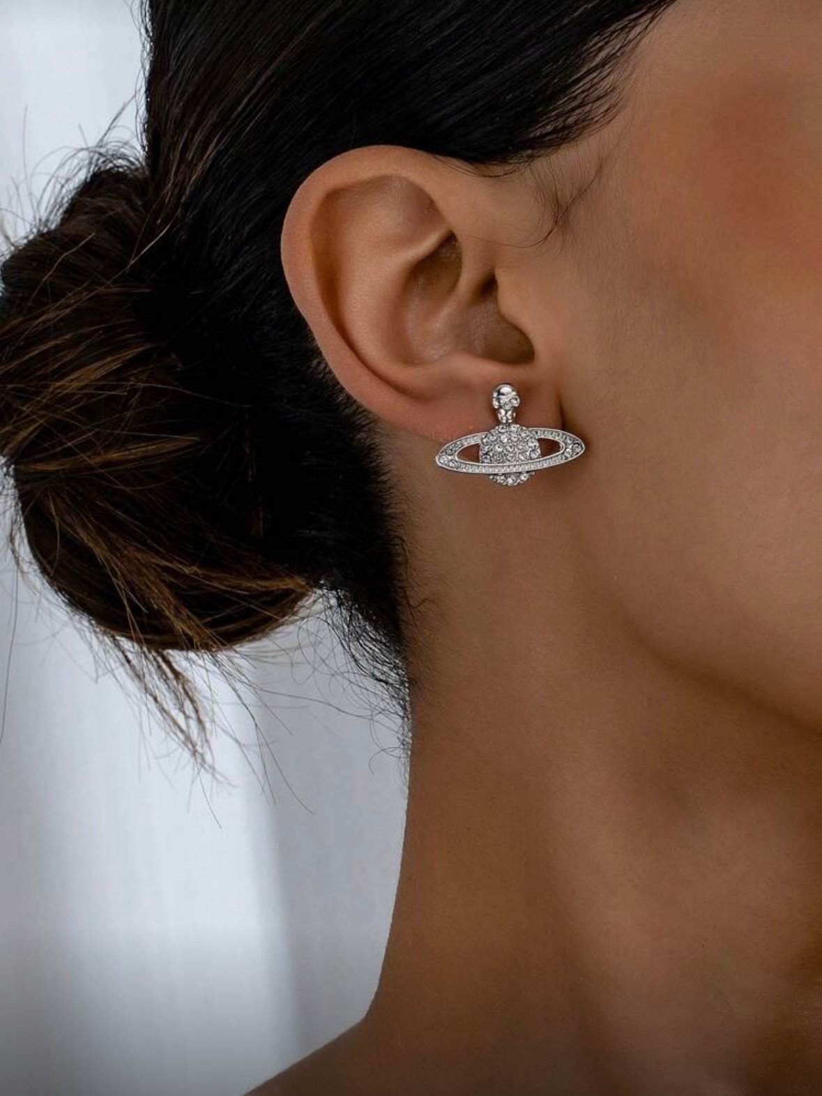 Rhinestone Planet Earrings In Color Silver (4.92)